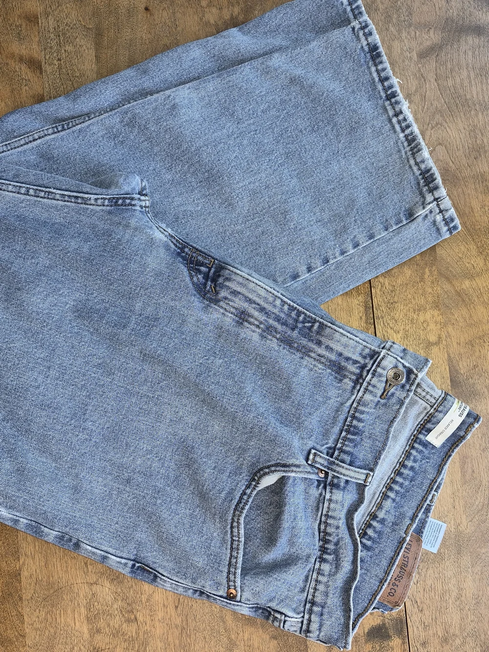 Levi's Jeans Mens 40x28 Signature Gold Relaxed Straight Stretch Denim Light Wash